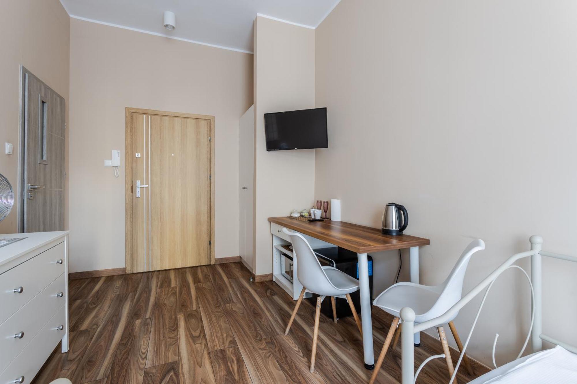 Functional And Comfortable Very Berry Studios In Poznan By Noclegi Renters Bagian luar foto
