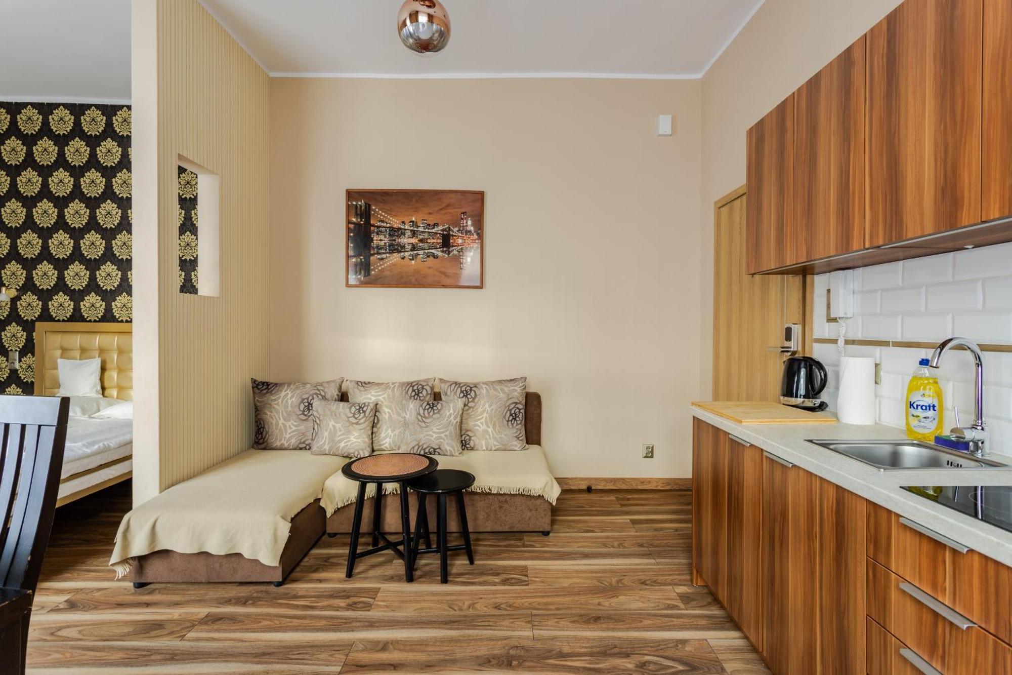 Functional And Comfortable Very Berry Studios In Poznan By Noclegi Renters Bagian luar foto
