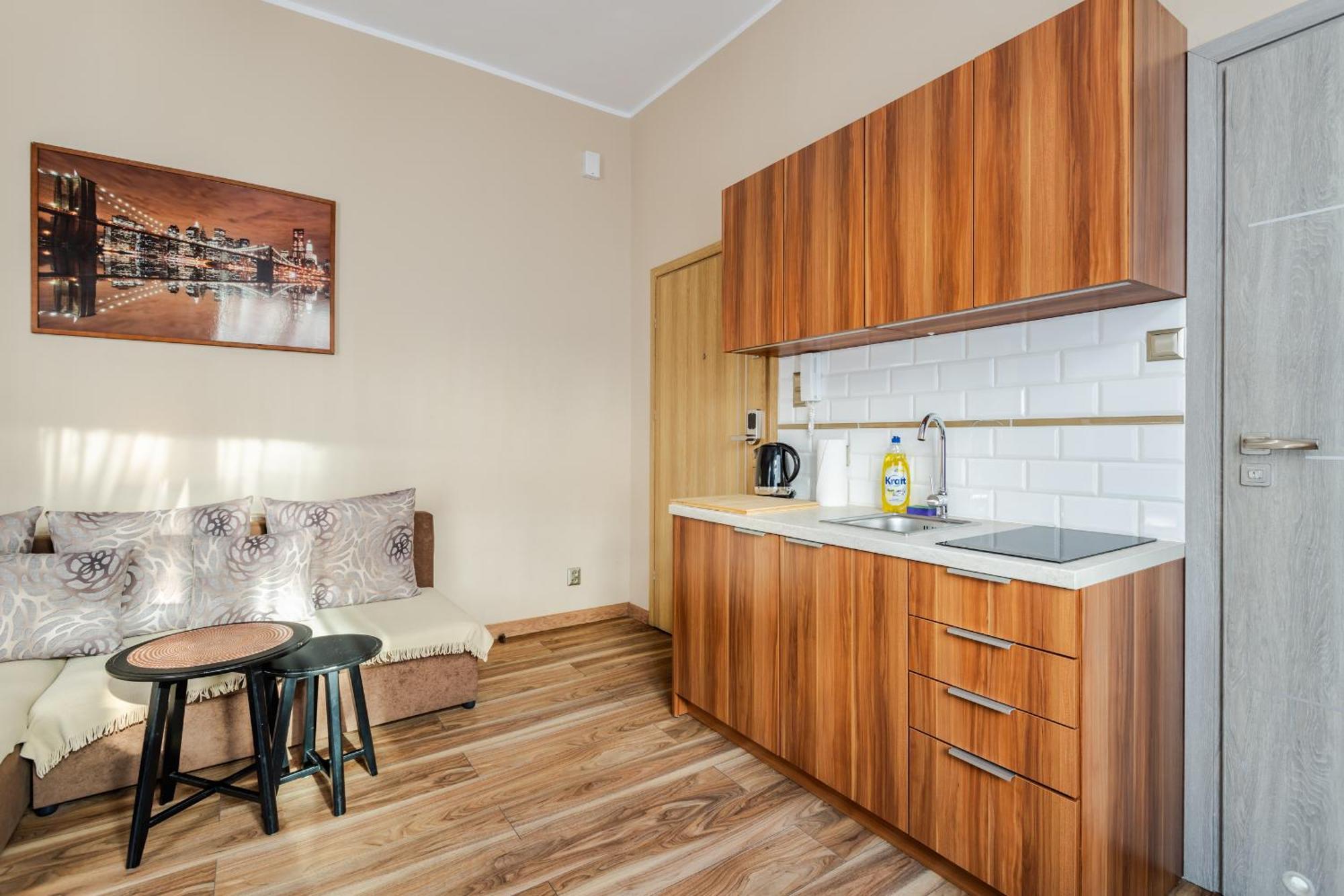 Functional And Comfortable Very Berry Studios In Poznan By Noclegi Renters Bagian luar foto